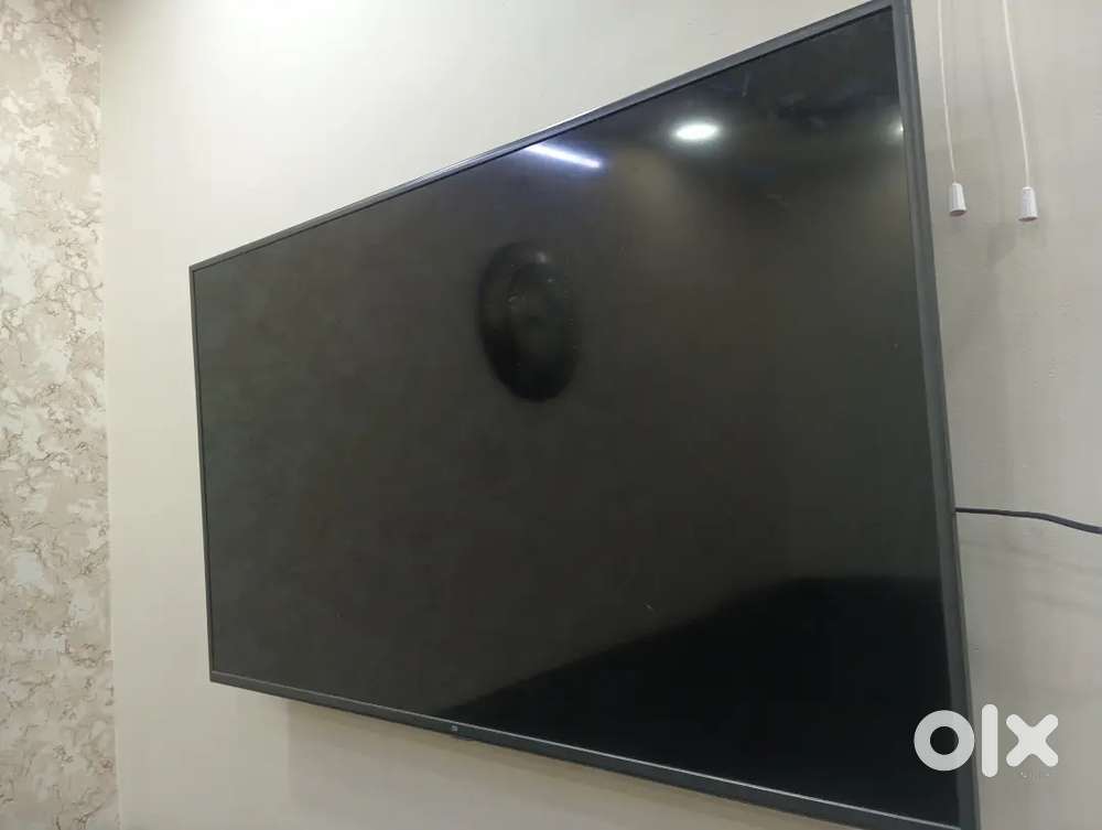Mi 55 inch smat TV only at 9500
