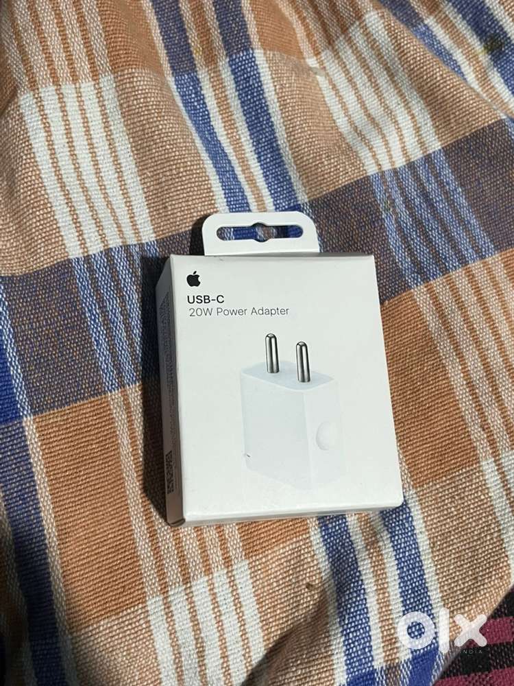 Apple 20w adapter with box bill