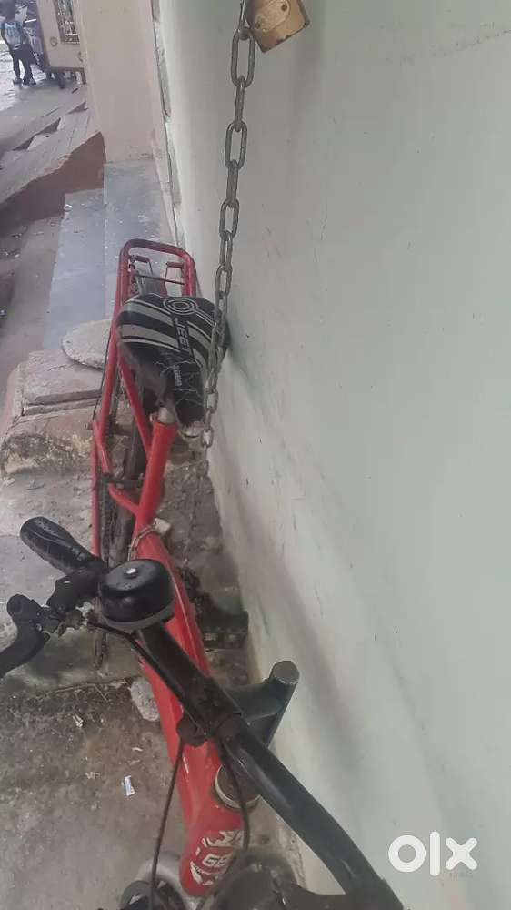 Pls take this motor cycle