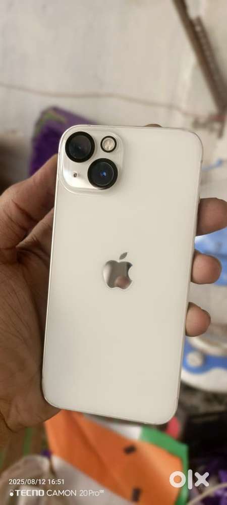 Iphone 13 white coluor 256 gb storage