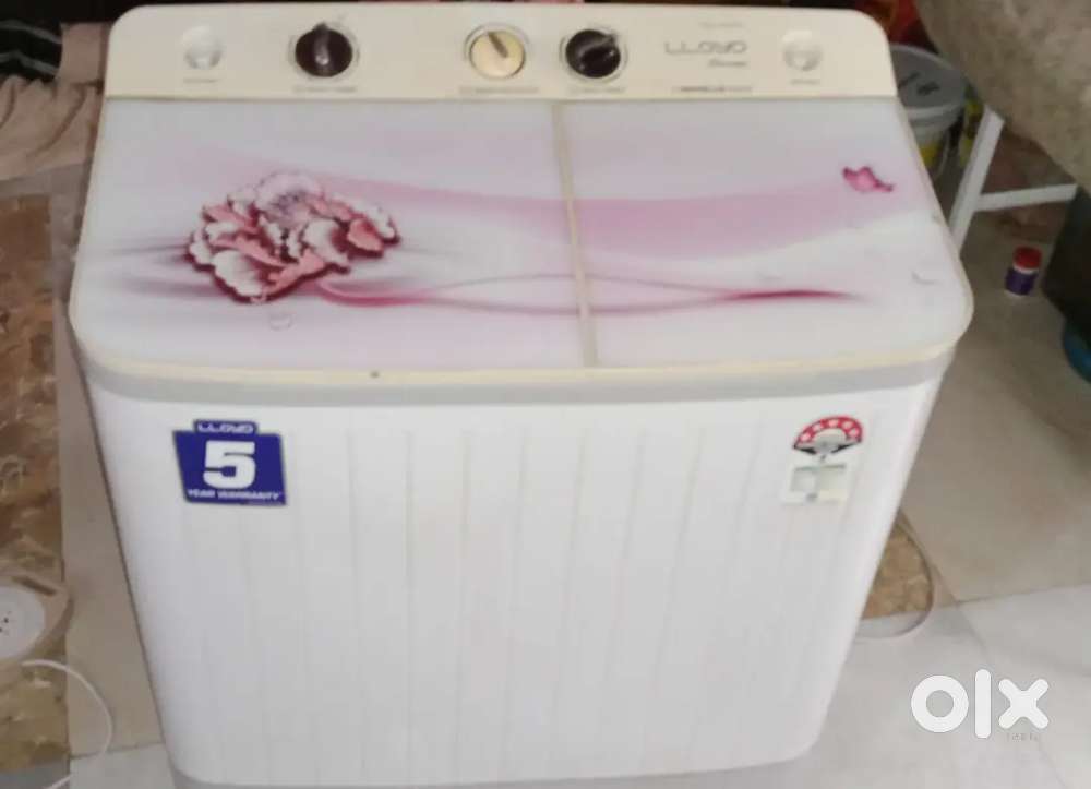 LLOYD company Washing machine in Working condition
