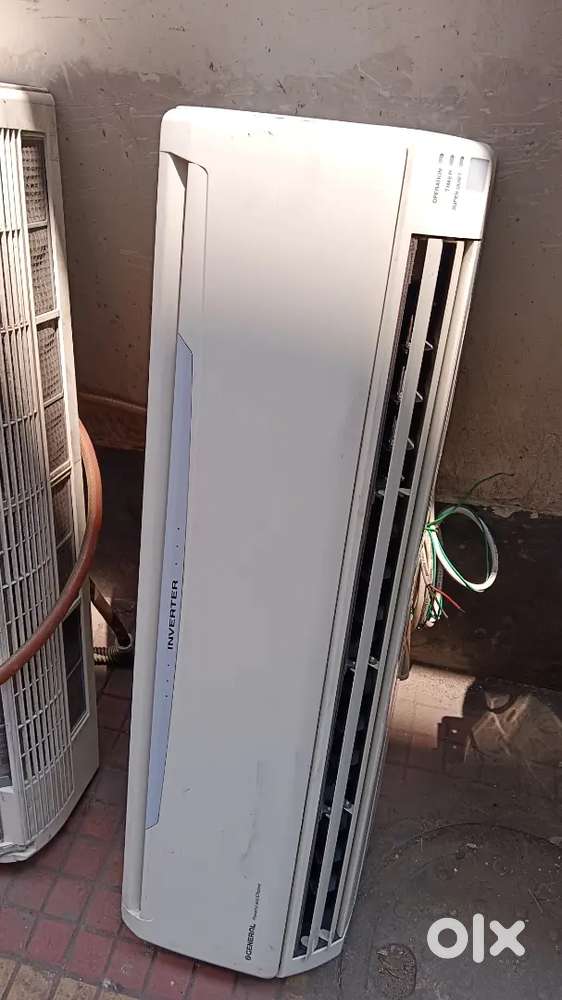 O general  inverter 1.5 tr 5 star split AC 4 year old  good condition