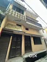 100 gaj house in Bihari Pur Khatri Yaan Kapoor Gari