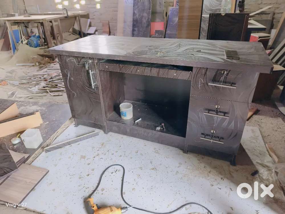 Computer  n office Table New in different designs  price given 2nd pic