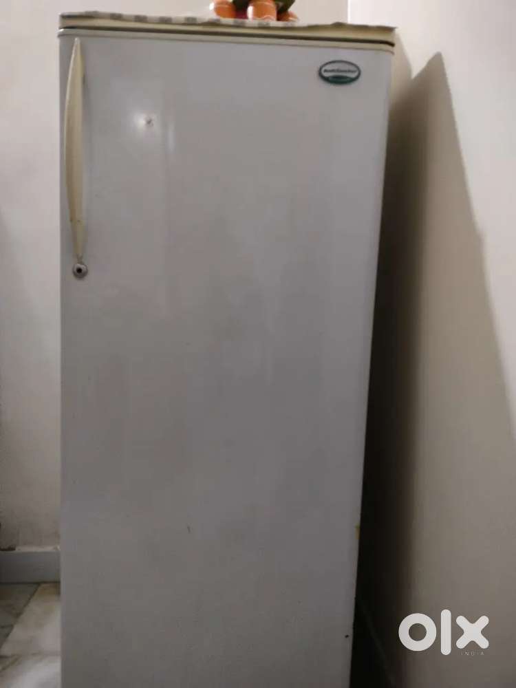 Kelvinator refrigerator