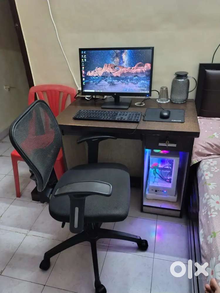 Computer table and chair