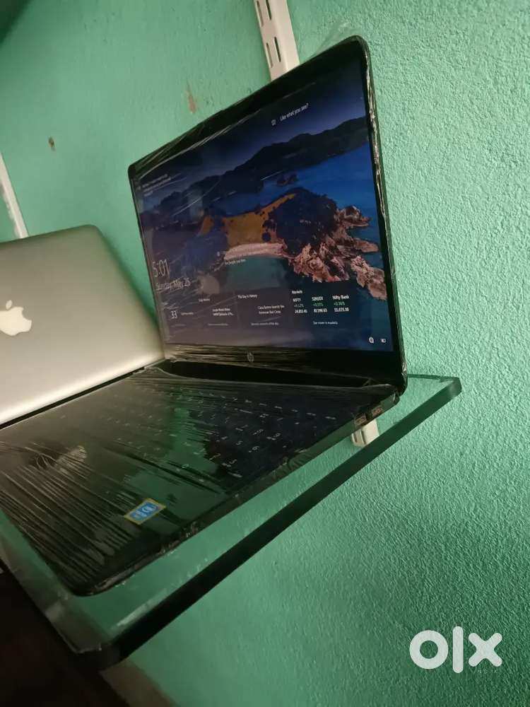 laptop amd .i3 .i5 processor 8gb ram 256 gb ssd or 500gb hdd tuchscren