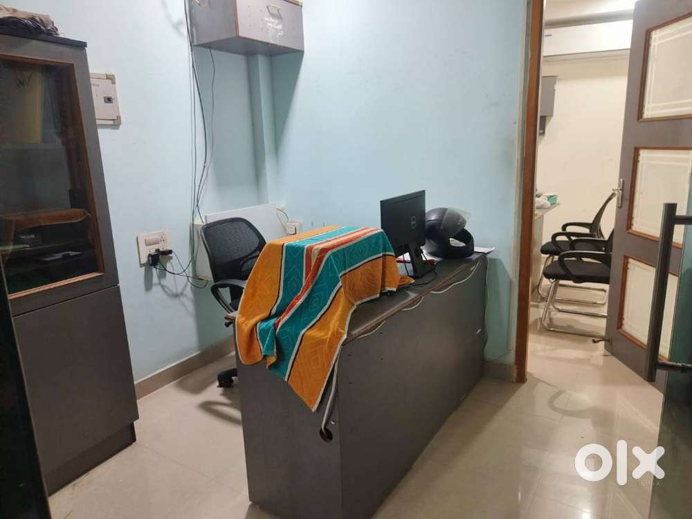 Personnel assistant and office staff female