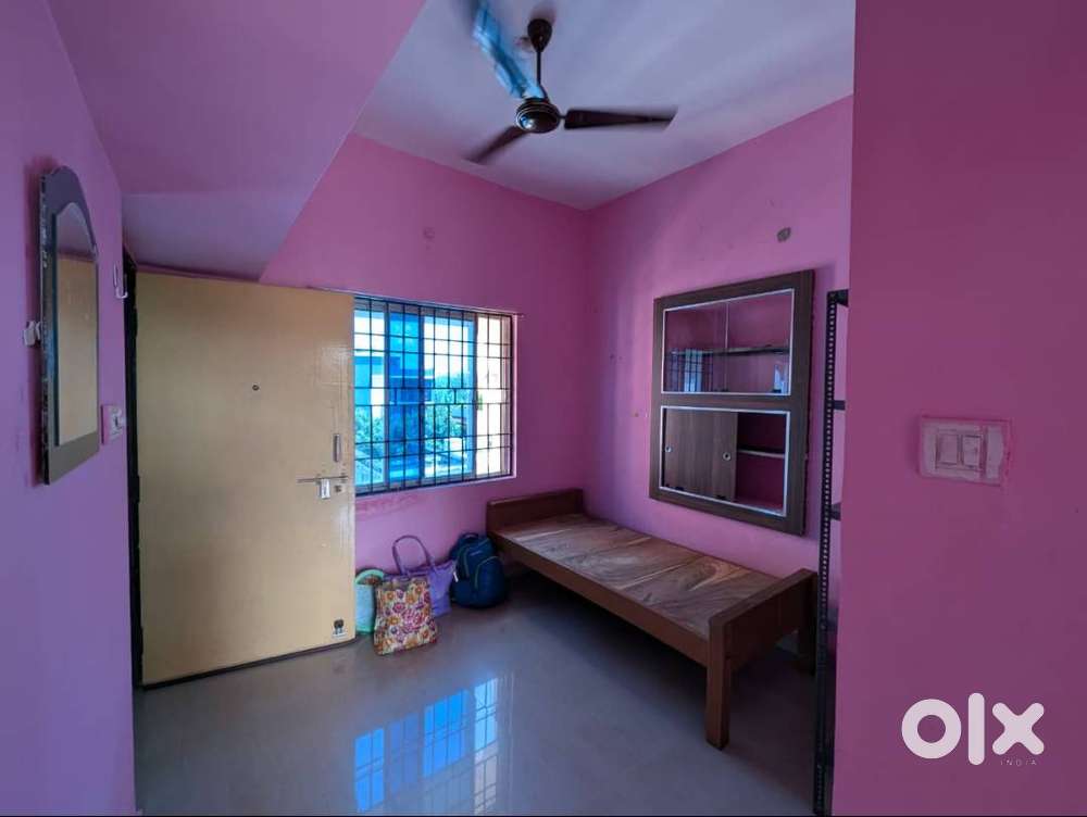 One room attached Kitchen and bathroom is vacant for Working ladies