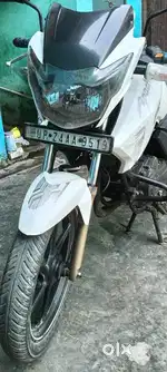 Very good condition gadi mein Koi Kami nahin Hai