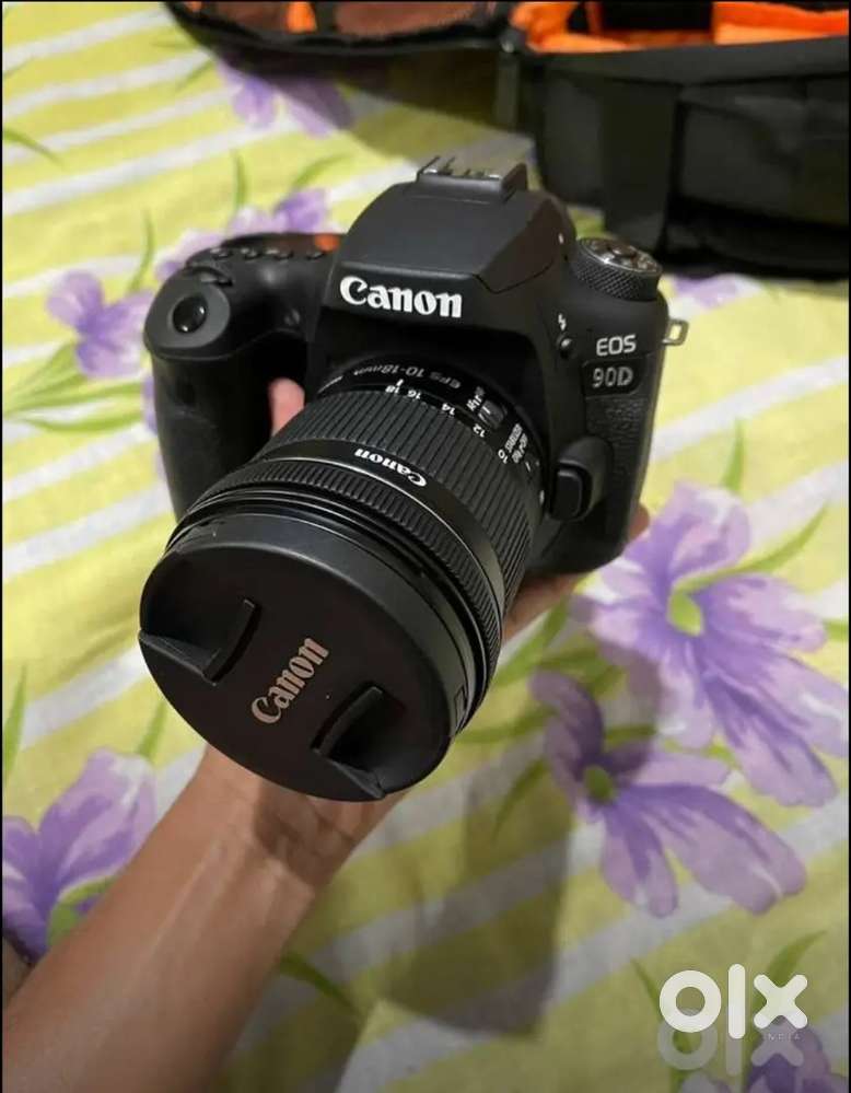 Canon 90D (10 to 18 Mm Lense + EF 50 Mm 1.8 STM Lense (Karinkallathani
