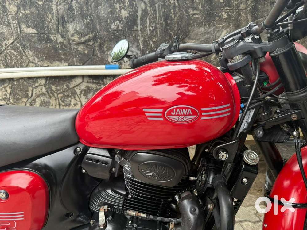 JAWA 42 BS6 in Showroom Condition