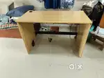 Computer table