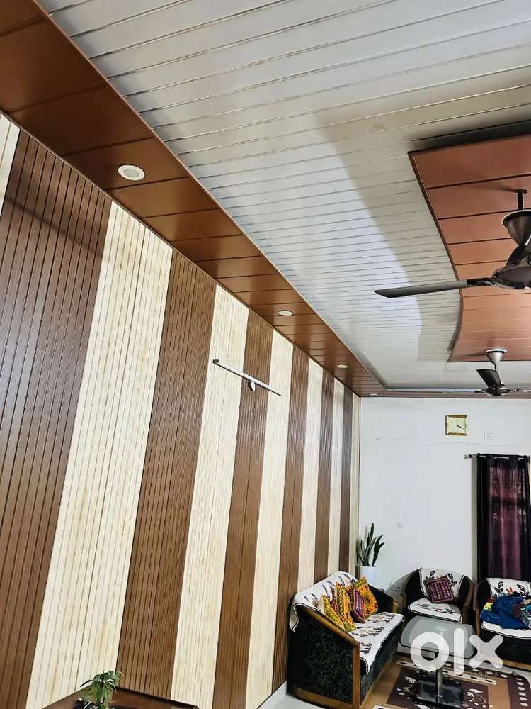 House for sale in chandermaniin 137 gaj on very resonable price