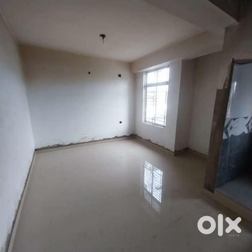 NEW 1 BHK NEAR POSSESSION FLAT