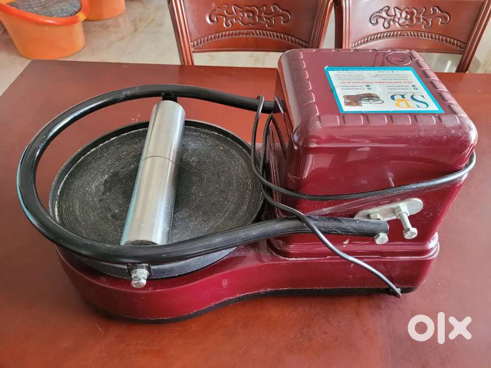 Domestic jowar roti making machine