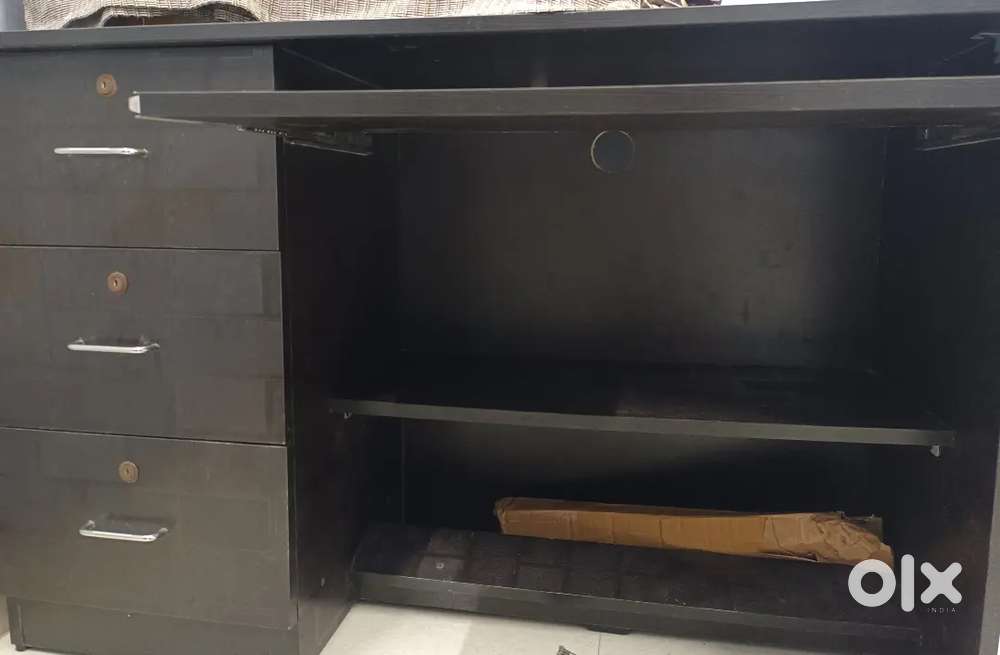 Study table / Computer table