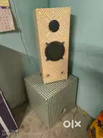 Qube amplifier And Three speaker