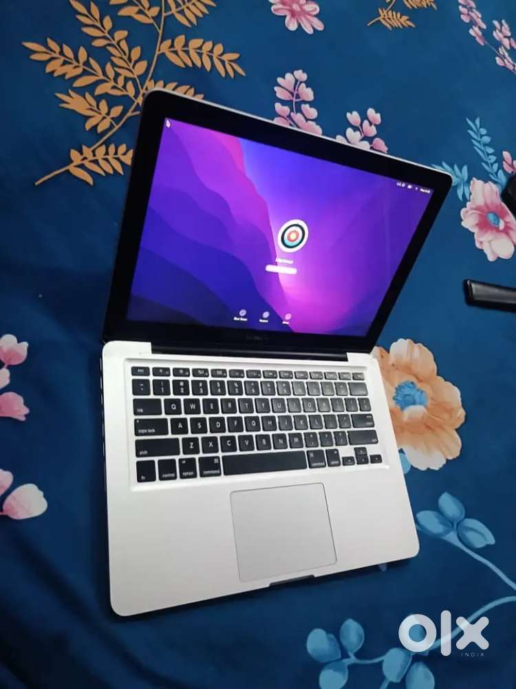 Selling my Macbook Pro in mint condition