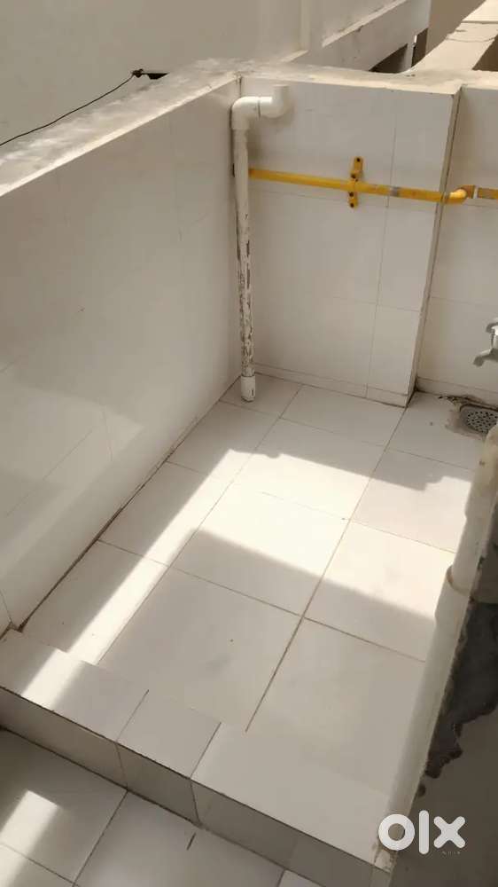 Sector 7c, besment forr rent only for girls