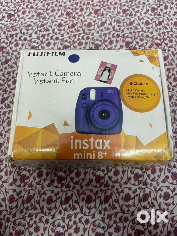 FUJiFILM INSTAX mini 8+
