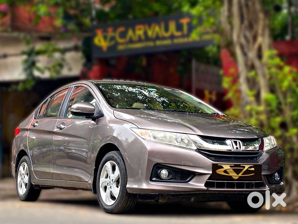 Honda City V AT Sunroof I-VTEC, 2016, Petrol