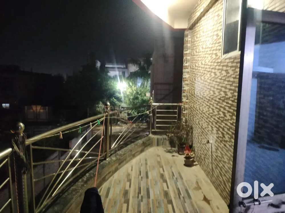 Kiraye se dena hai 7000 per month