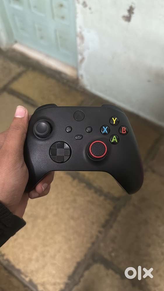 Xbox one controller (carbon black)