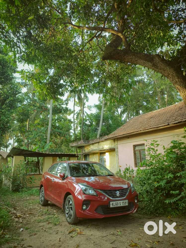 Family used showroom condition car for urgent sale