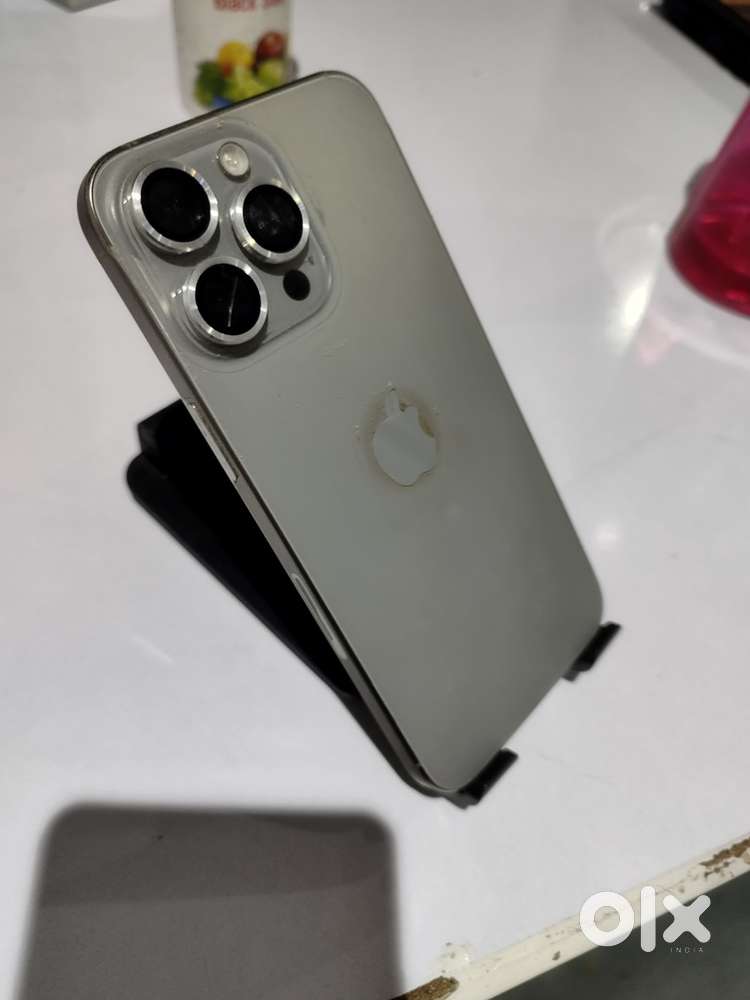 I phone 15 pro max 256