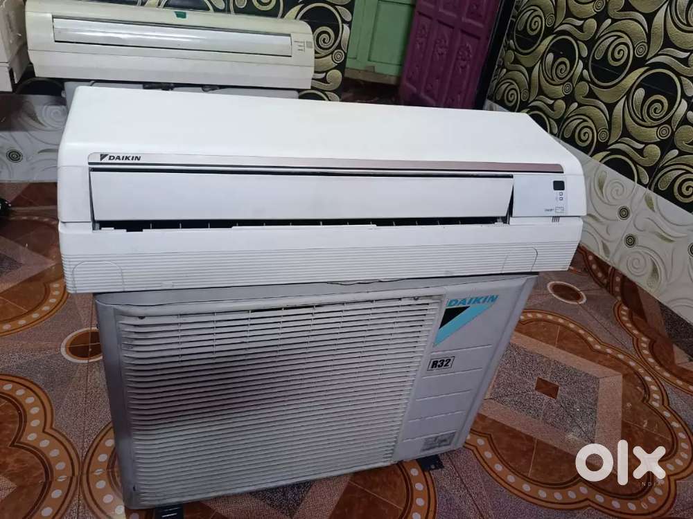 1 ton daikin  split AC best condition 2020 21 mode working condition