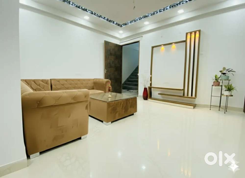 Prime Corner 3BHK Flat in Twin Chalet at Noida Extension