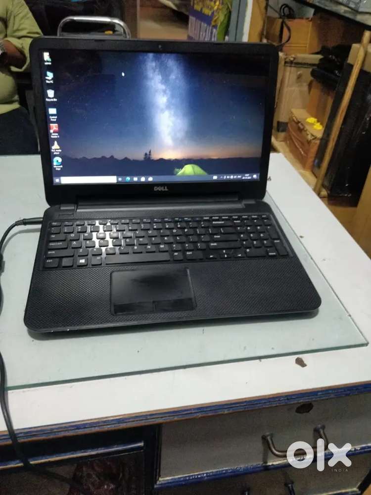 Dell Inspiron 3521 + 4GB RAM + 1TB HDD + with Windows 10
