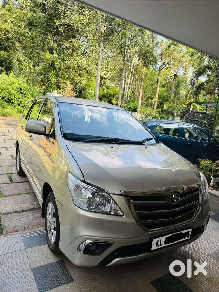 Toyota Innova 2.5 GX 7 STR BS-III, 2016, Diesel