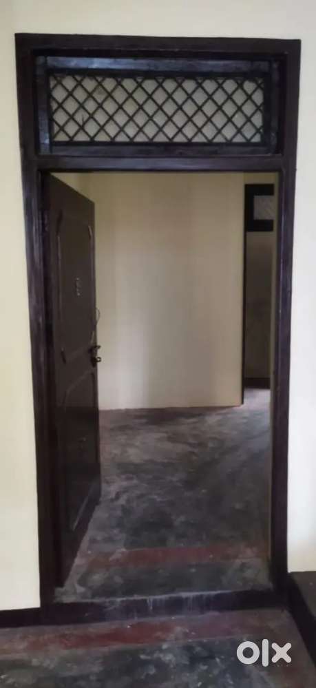 Room with kitchen available on rent for working male person