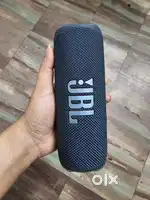 JBL Flip 6 Bluetooth speaker