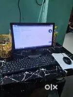 Computer 15 Inch monitor 2 gb ram
