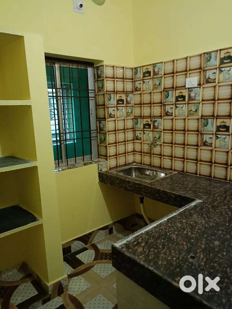 Newly constructed 2 bhk house in the first floor