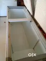 Deep freezer / refrigerator