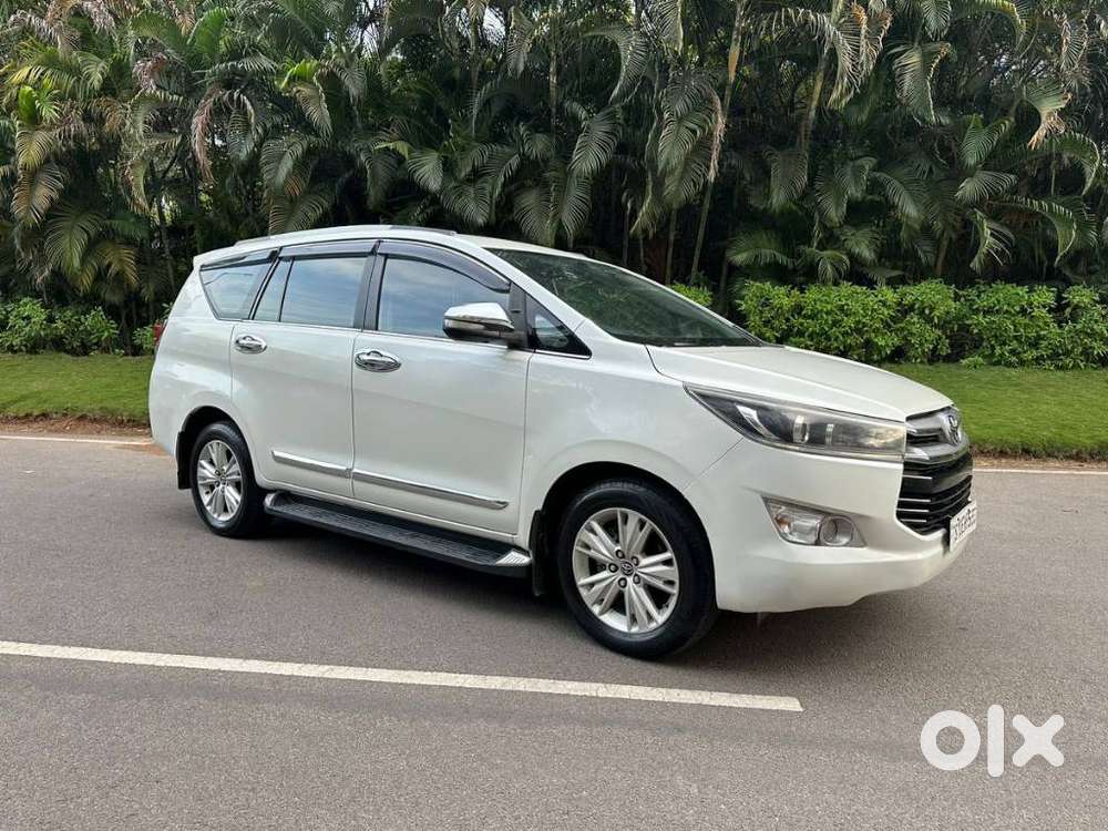 Toyota Innova Crysta 2.8Z Automatic, 2016, Diesel
