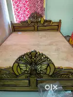 King size bed (7ft/6ft), only 6 months old.