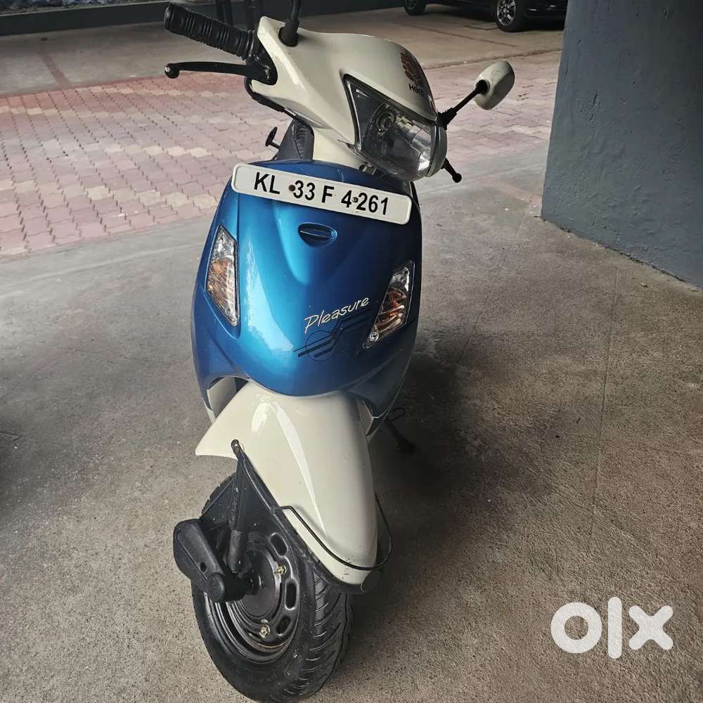 Hero Honda pleasure for sale single owner only 8000 km driven