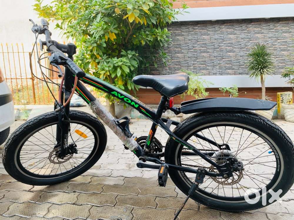 Cycle with gears in new condition