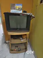 A samsung TV with fantastic condition is on sale