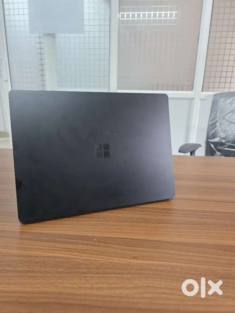 Microsoft Surface Laptop 4  i7 11th Gen  16GB RAM 512GB SSD 13.5 QHD