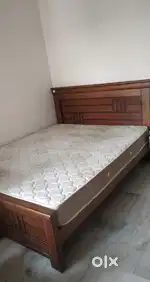 5x6 pure teak wood bed along with mattress.Emergency  house shifting