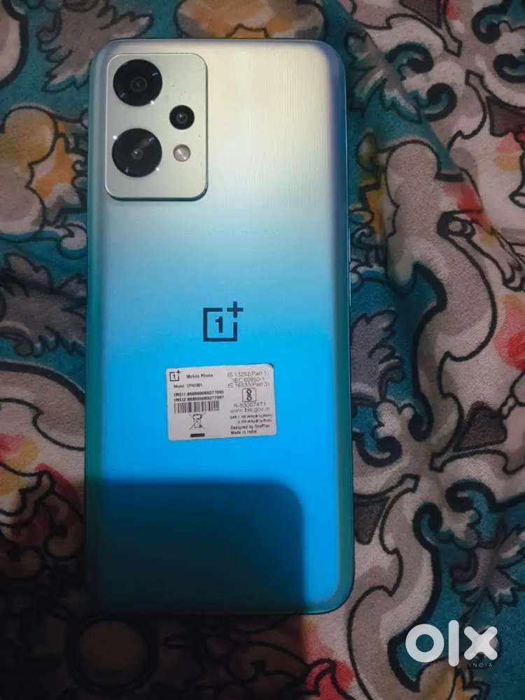 One plus nord CE 2 Lite 6/128with  bill box and charger ke sath me hai