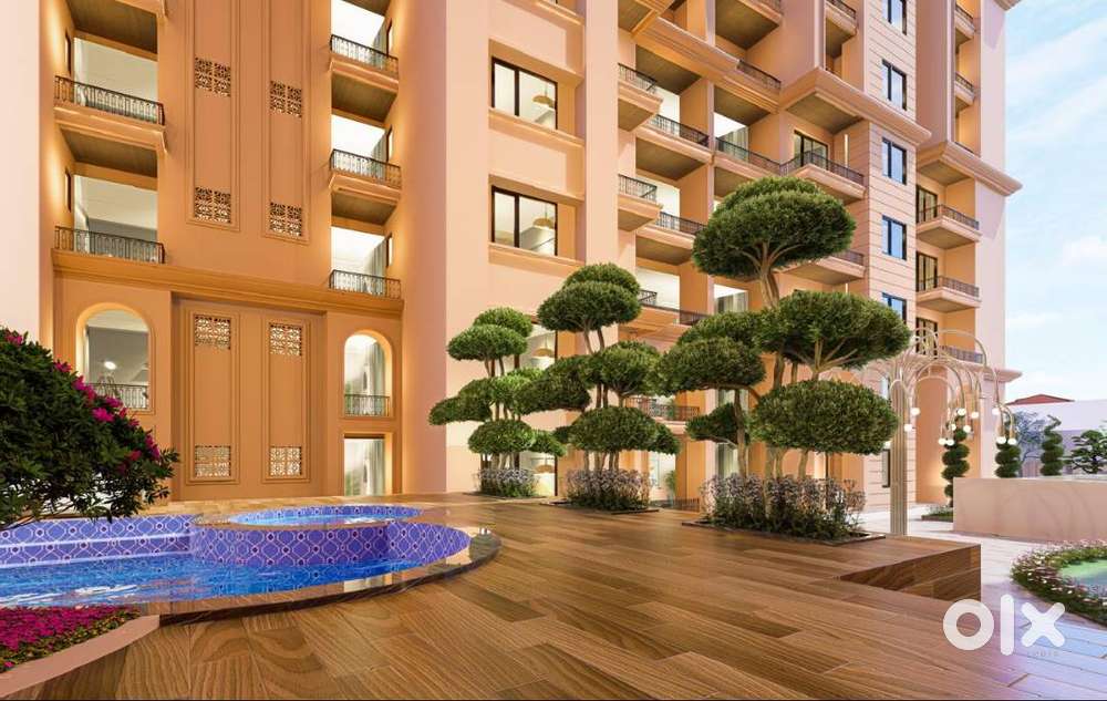 susant golf city ke pass plot le bank lone ke sath