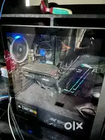 Custom gaming pc with monitor and mouse
