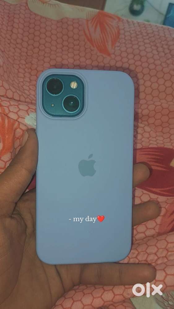 iPhone 13 bettery health 87%